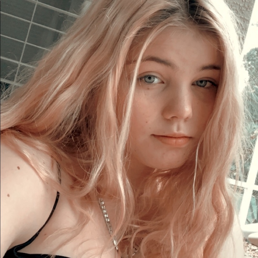 Meet your Posher, Zoë
